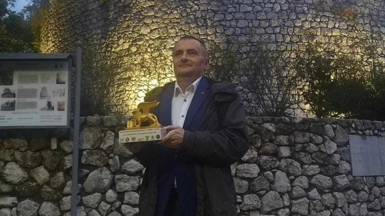 Premiul Leul de Aur Înaripat